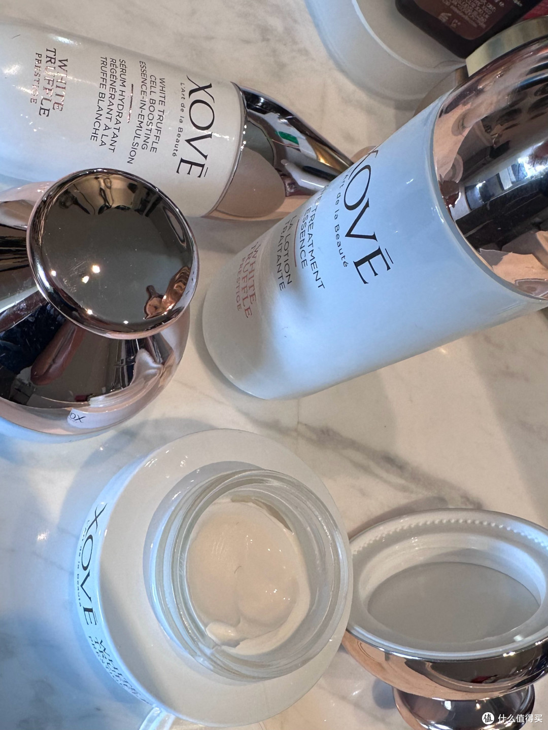 XOVE，为啥黎姿自创的品牌非要包装成来自瑞士的高端护肤品？