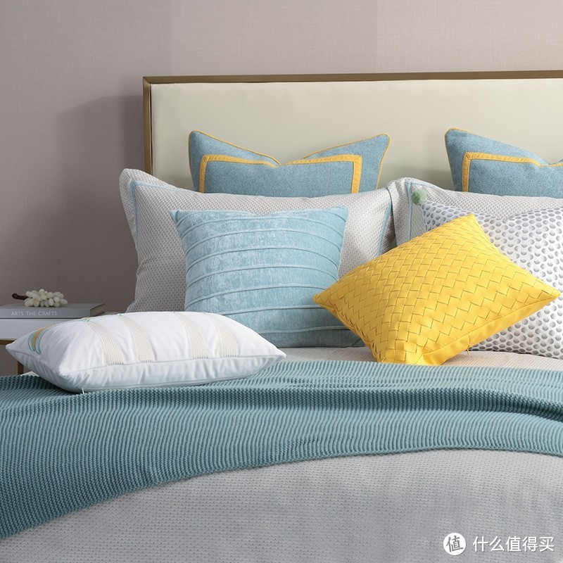 梦幻满屋儿童样板房床品黄蓝十一件套彩虹腰枕编织抱枕软装专用