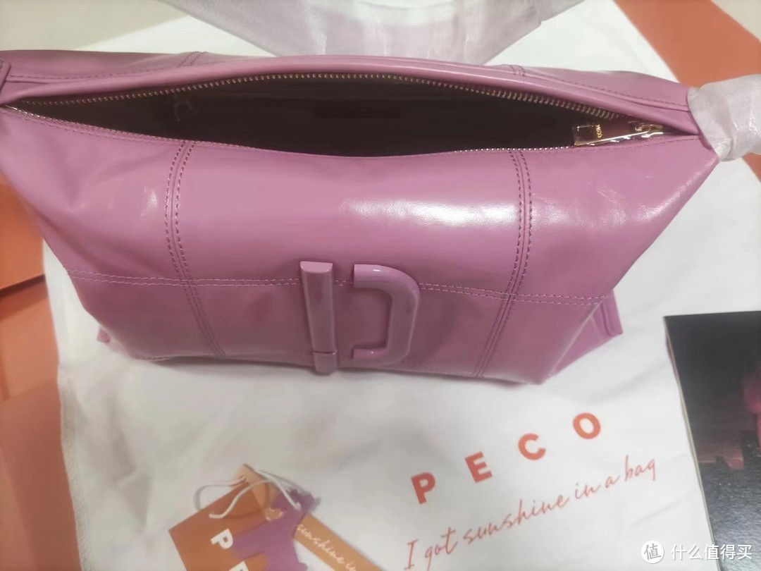 买给老婆的PECO粉色枕头包终于到手了