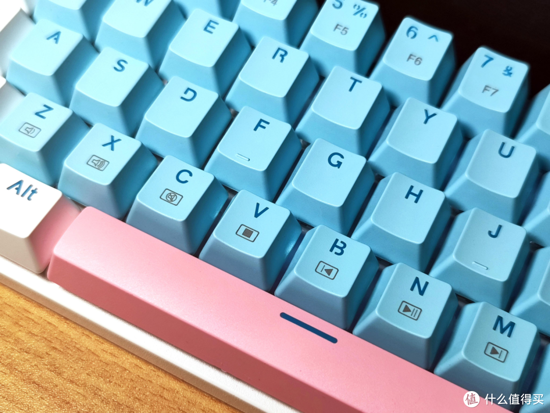 攀升MPK30：百元马卡龙配色78键，入门不亏的颜值向有线机械键盘