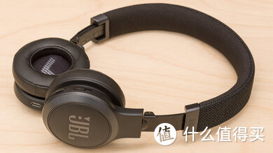 JBL Live 460NC Wireless