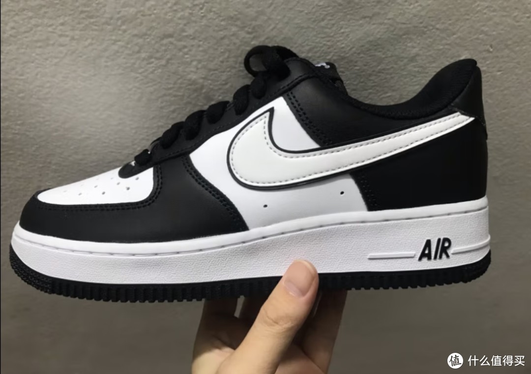 耐克（NIKE）男子空军一号运动鞋 AIR FORCE 1 '07 AF1 DV0788-001 42