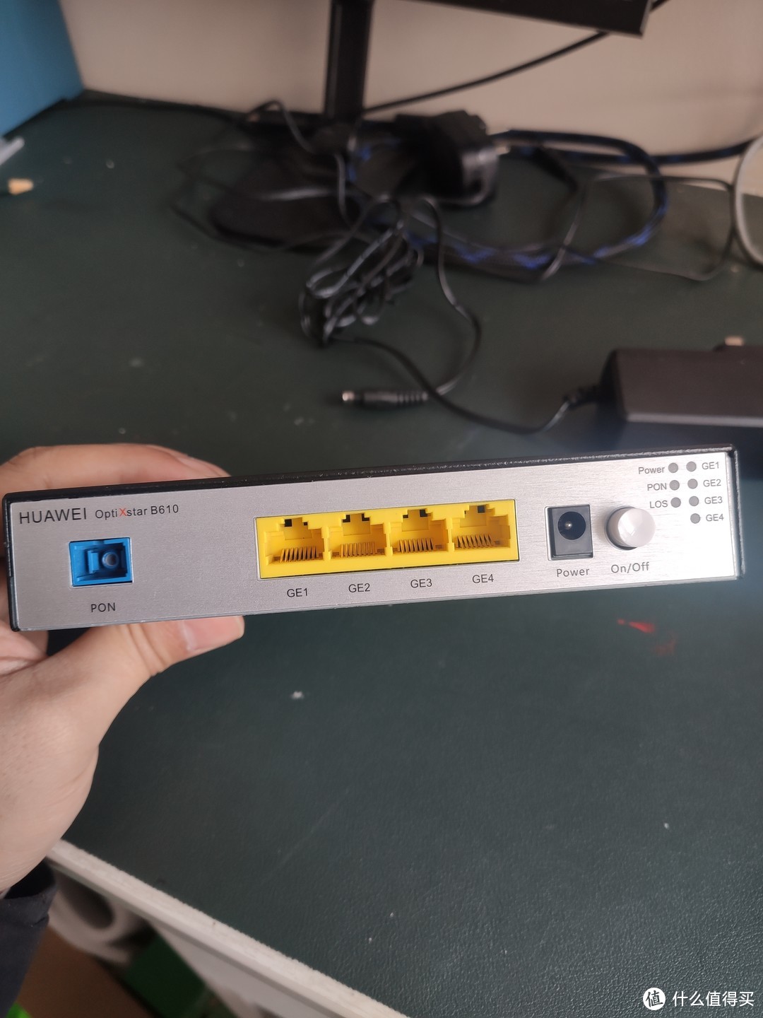 设备>路由器>huawei/华为路由器>文章详情>收到光猫后先观察一下外表