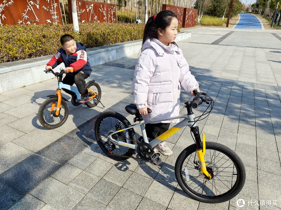 适合孩子的山地车，你选对了吗？我入手了柒小佰儿童变速自行车