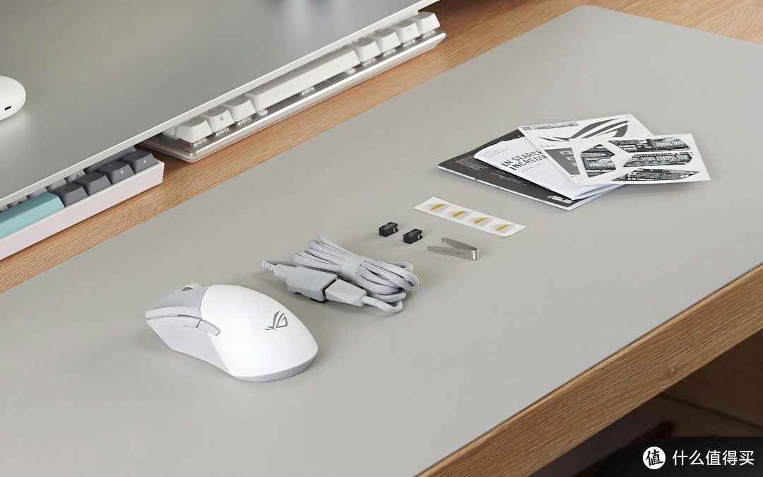 ROG战刃3 AimPoint无线鼠标测评：适合桌搭、电竞爱好者的高性能鼠标！