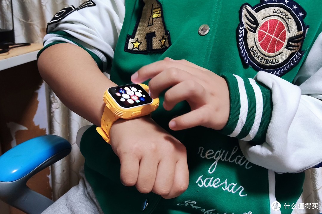 儿童智能手表竟然是学习机？一机顶六机的超强穿戴设备来临！