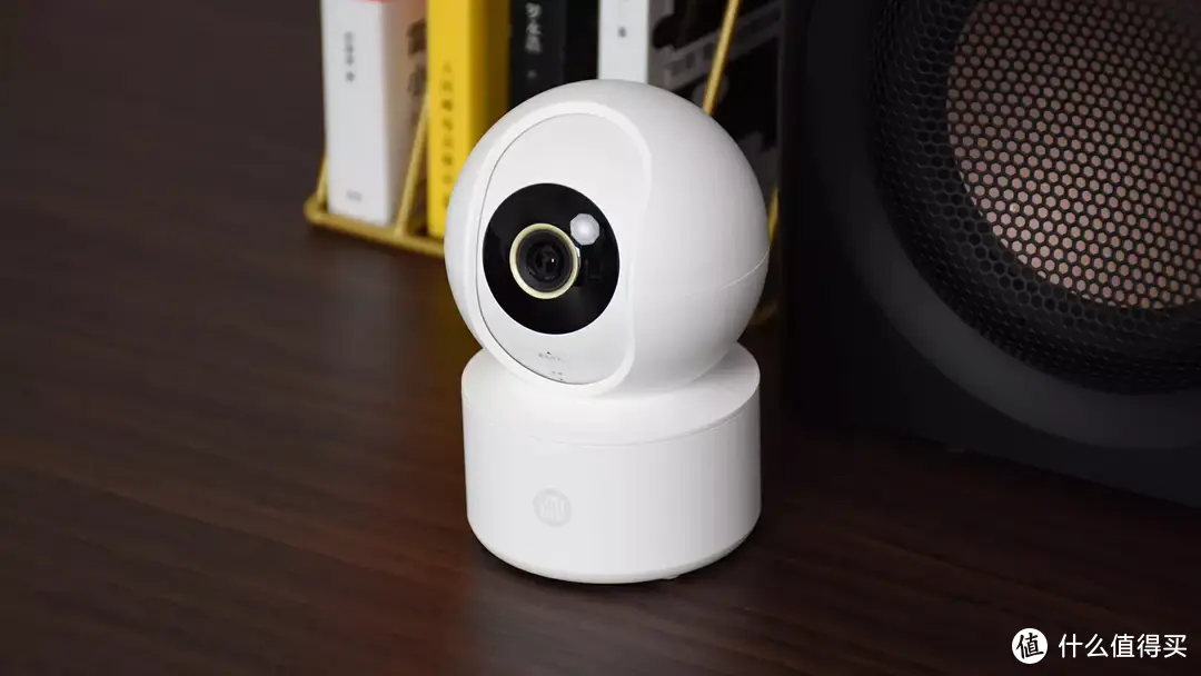 小白智能摄像机Y3：3K高清画质，AI智能侦测，家庭安防首选