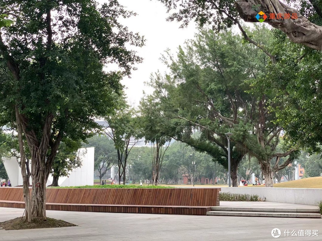 重庆珊瑚公园的新生，草坪、跑道、拱门，老重庆人都认不出来了！