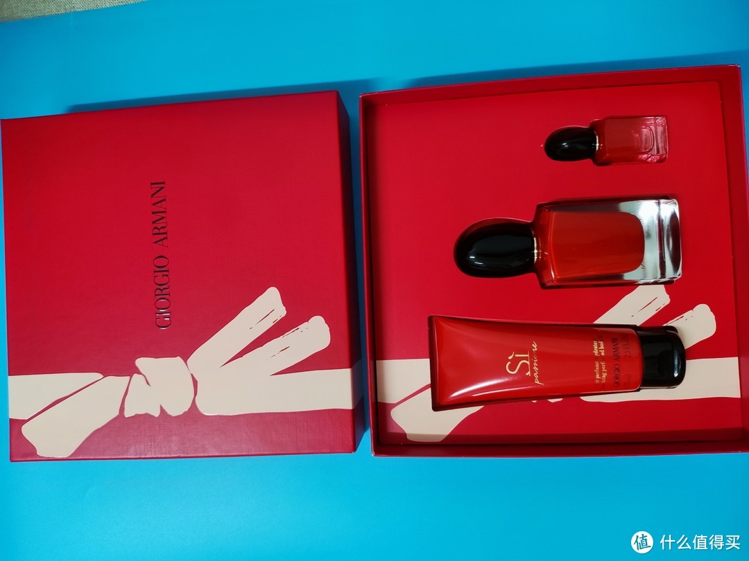 春日宝藏-阿玛尼红色挚爱香水礼盒，给最亲爱的她