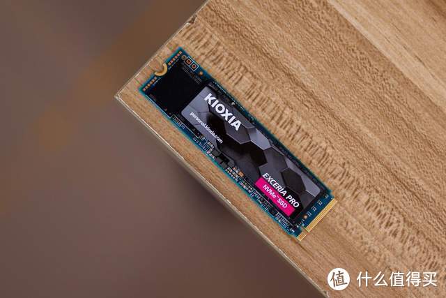 PCIe 4.0加速普及，用高性价比铠侠Pro SE10 SSD轻松升级主机