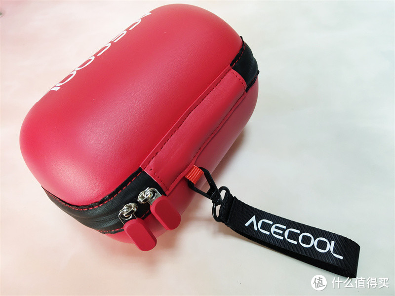超有创意的实用生日礼物：ACECOOL功夫小子mini筋膜枪