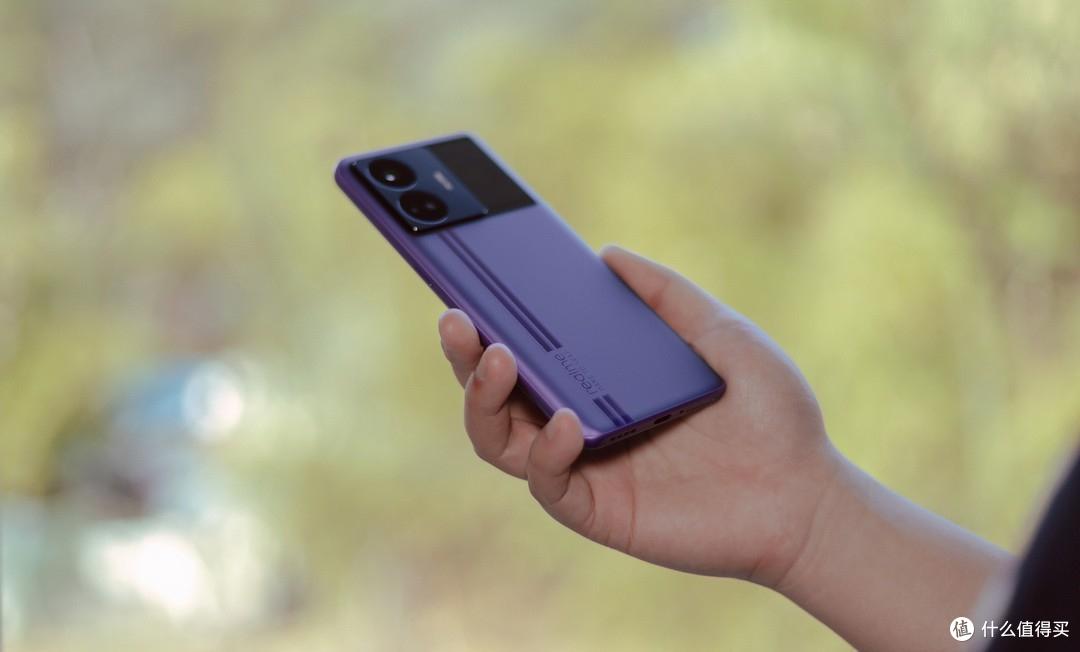 2023年3000元左右性价比高的手机最新排行：这3款口碑公认！