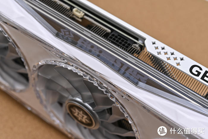 Mesh 副屏白松果——ROG X670E-GENE+乔思伯 D41装机展示