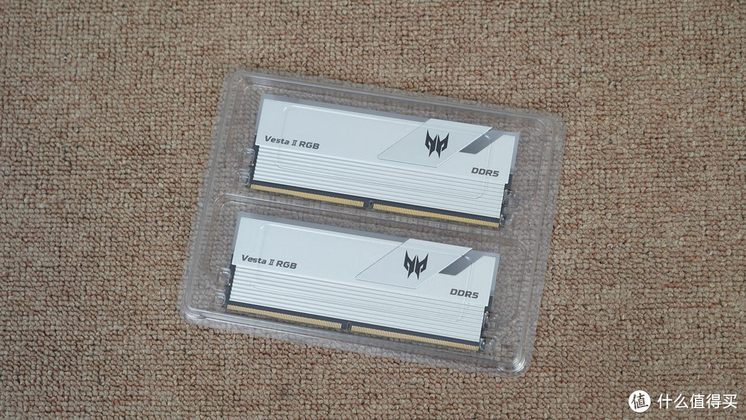 颜值高频两手抓，宏碁掠夺者 Vesta II DDR5 6800 RGB内存评测&超频分享