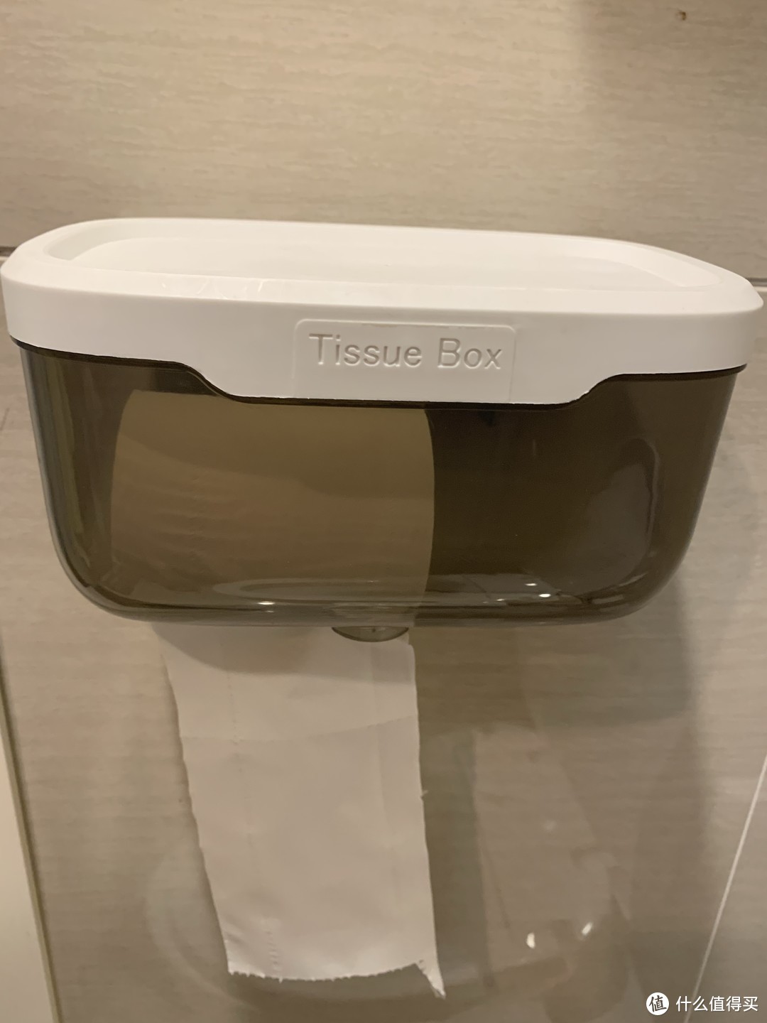 卫生间免打孔厕纸盒好用又环保。