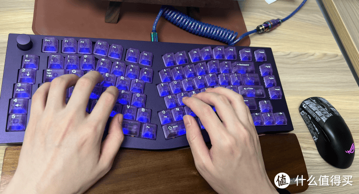 你是否需要一把 Alice 配列的人体工学机械键盘？Keychron Q10 暗紫色套件+佳达隆 CJ 轴测评体验