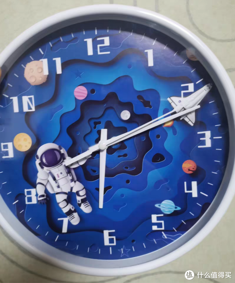 让钟表带孩子探索太空奥秘