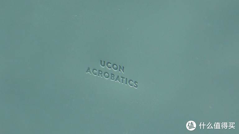 舒适随心，简约随行，能装的Ucon Acrobatics Hajo通勤包，一周使用体验分享！