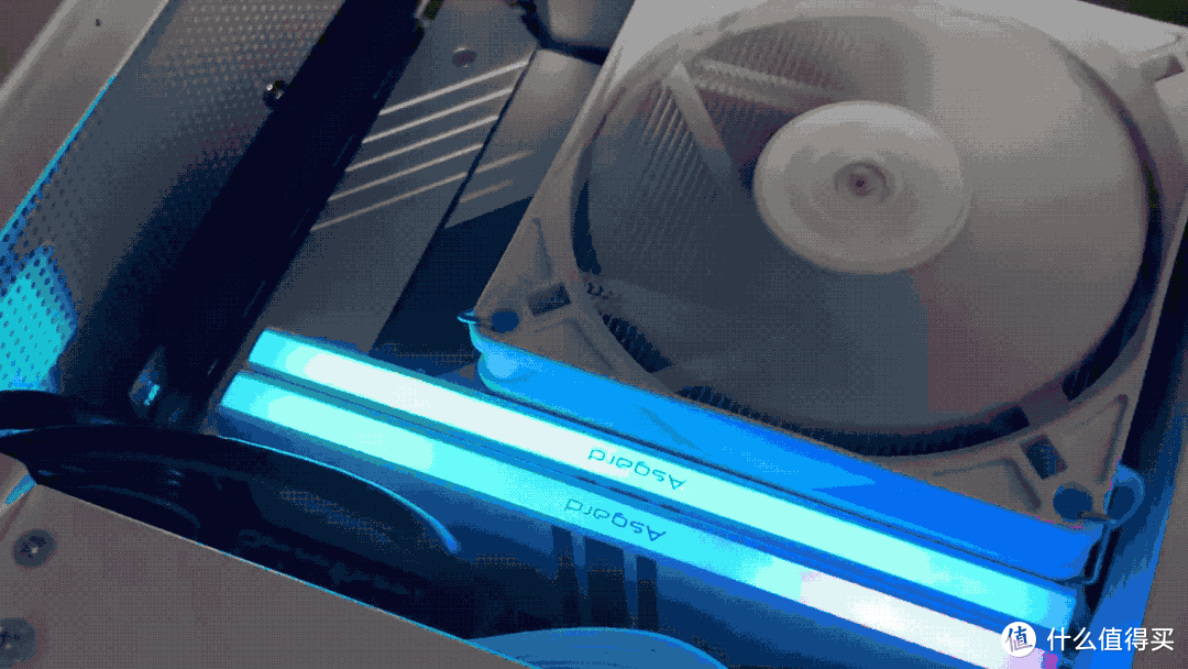 不花钱让电脑性能免费提升，高颜值更“耐打”的阿斯加特女武神DDR4入手体验
