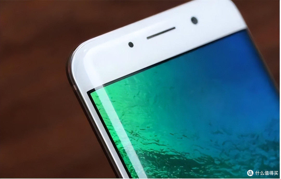 为什么只有苹果从未推出过曲面屏手机?