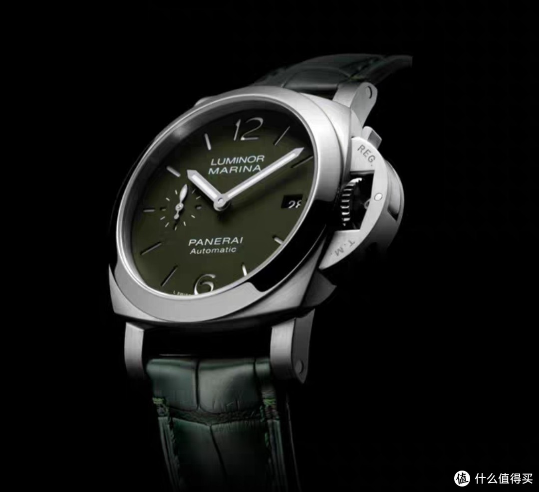 沛纳海手表，专业的潜水表制造者，属于世界知名的运动腕表品牌，Panerai沛纳海庐米诺系列1304机械表