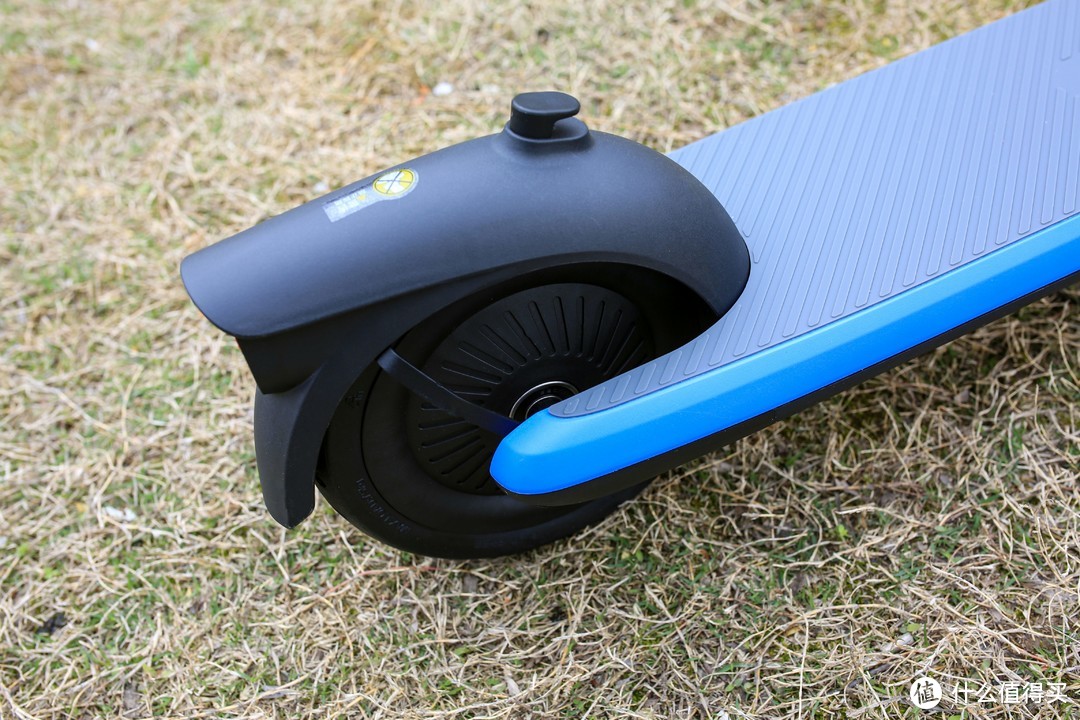 潮酷户外玩具，成为最靓的仔——九号儿童电动滑板车C2 Pro使用评测