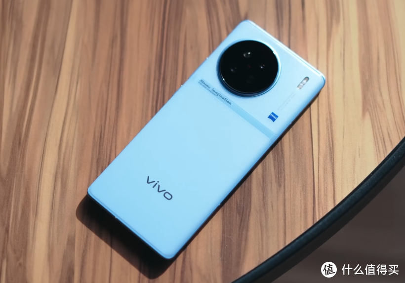 vivoX90怎么了？12GB+256GB+4nm高端芯片下跌650元，小米13难受了