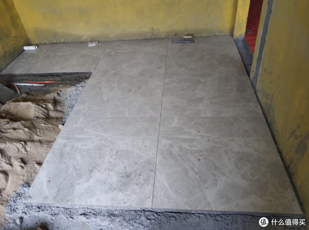 ​地砖是家装中非常重要的一种装修材料