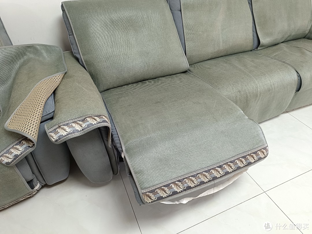 可坐可躺平，感觉很舒服，使用率很高的芝华仕科技布电动沙发。