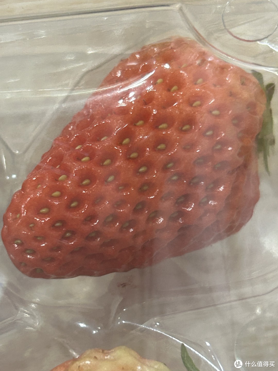 男朋友送了我春天的第一顿草莓