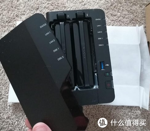 群晖 DS220+双盘位NAS 开箱