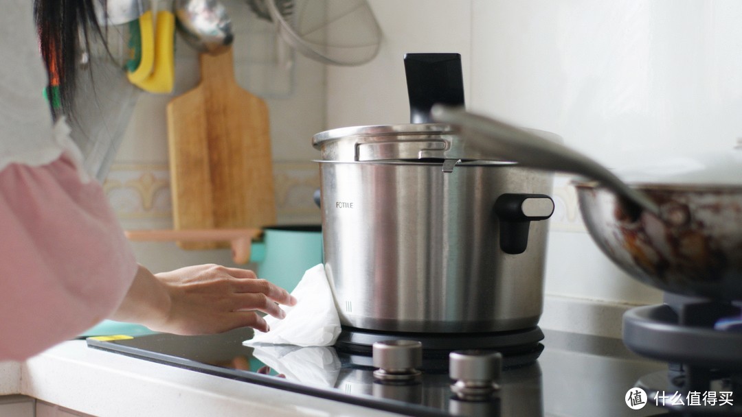 星级大厨到家，提升居家幸福感：方太Z1自动烹饪灶