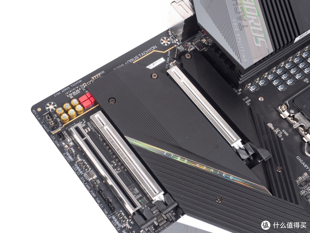 为超频而生：技嘉Z790AORUS TACHYON钛雕主板评测