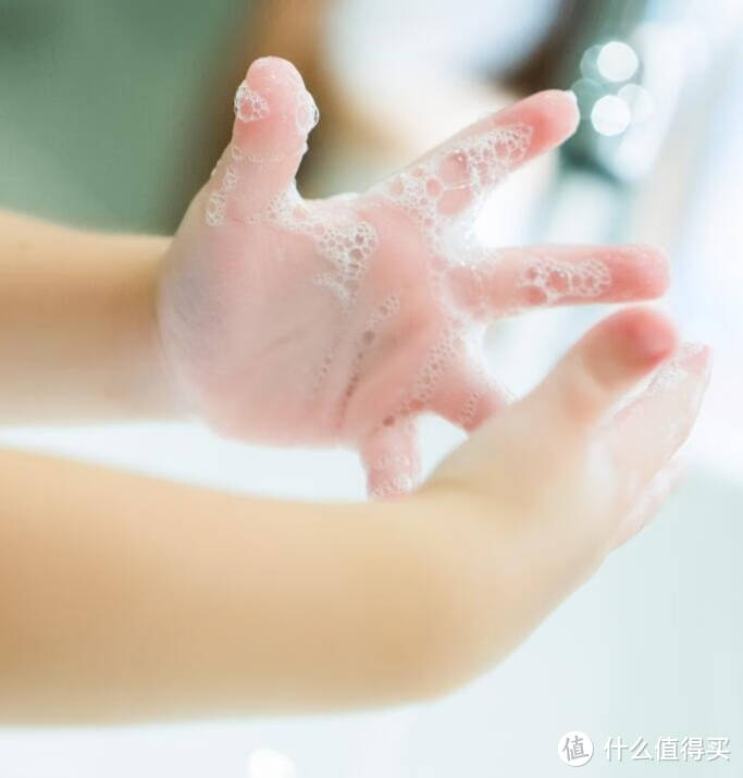 免洗洗手液，宝宝的随身清洁专家