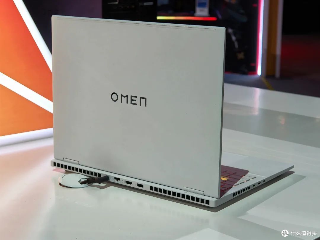 游戏本中的颜值担当!惠普暗影精灵9 slim全面解析