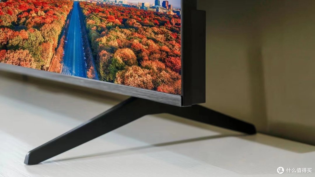 tcl电视65v8g:百级分区背光,高色域,4k超高清的顶级视听享受