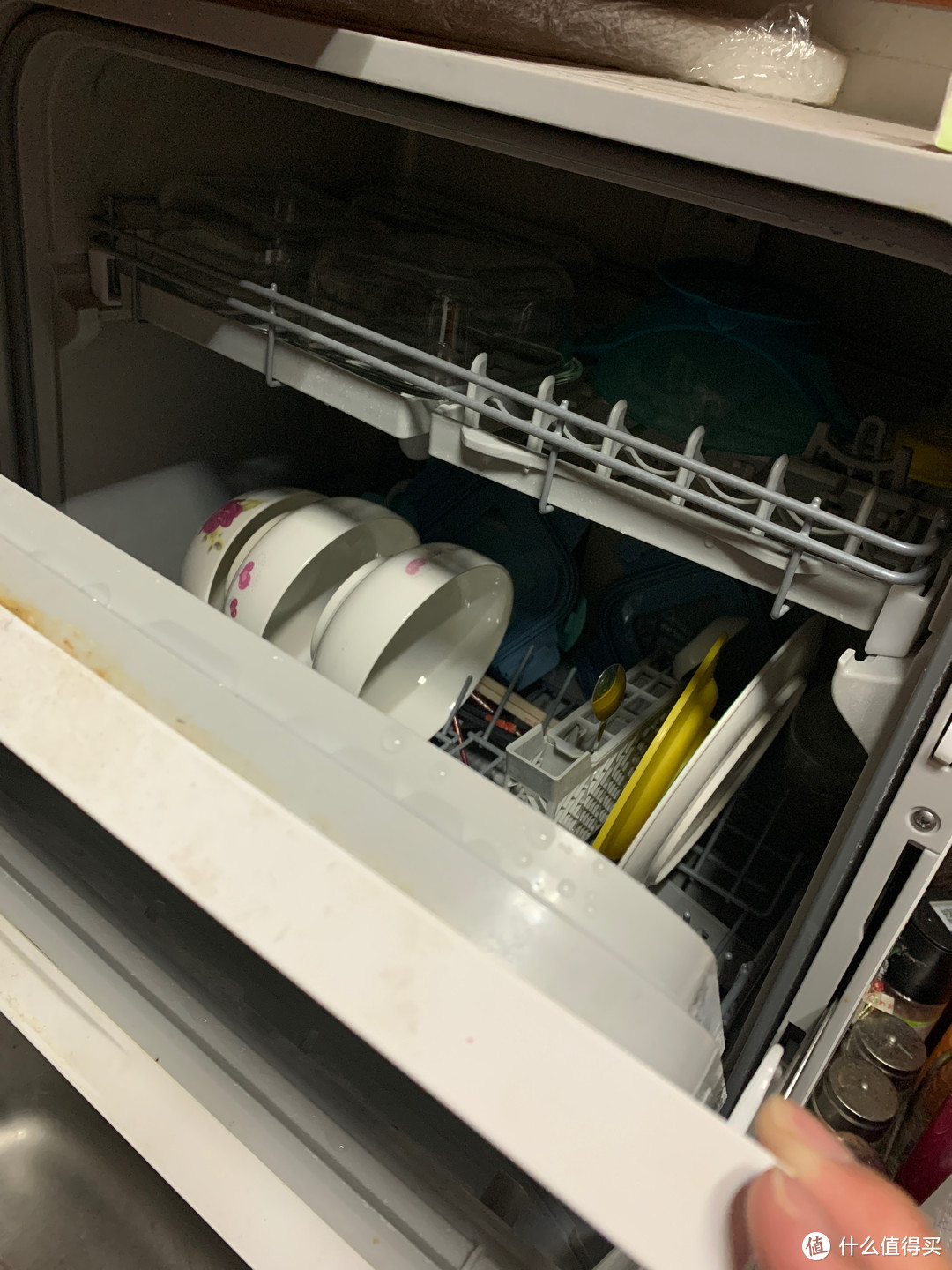 适合小厨房的小型台式洗碗机