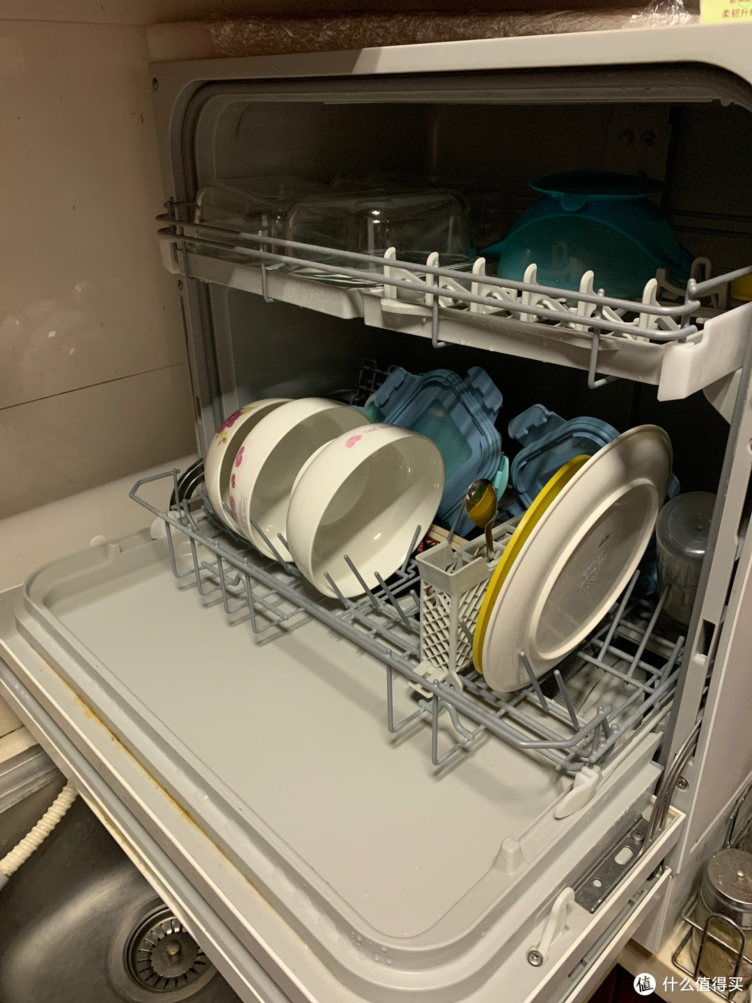 适合小厨房的小型台式洗碗机