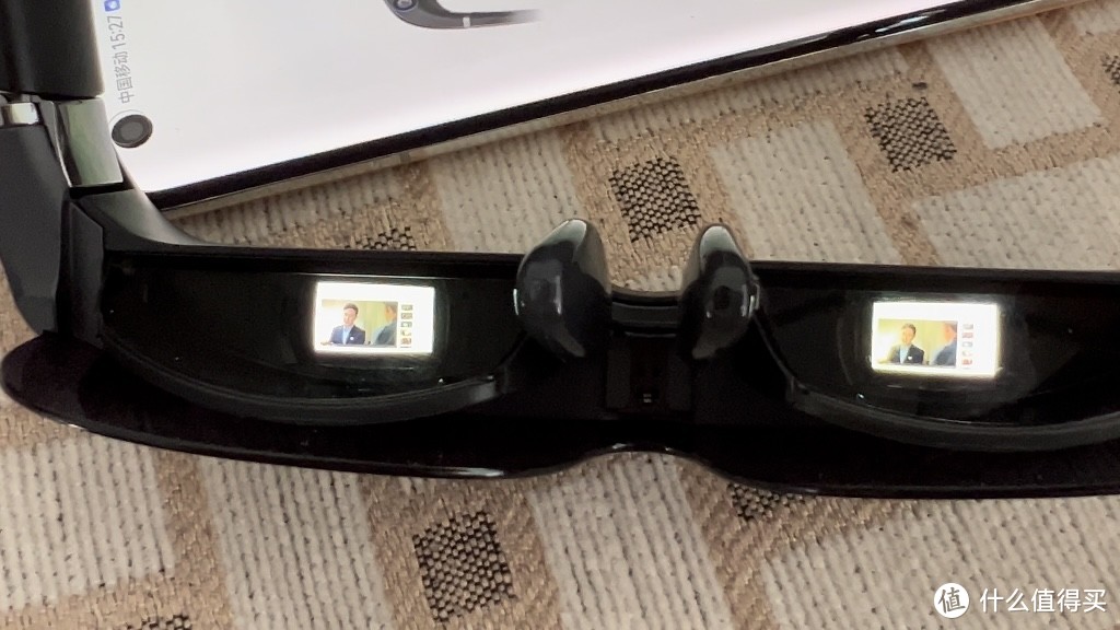 华为智能观影眼镜，便携的看片神器！这很“格拉斯”！