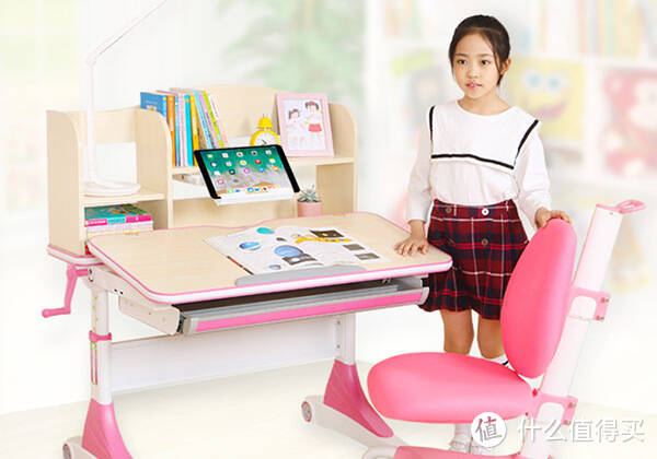 美好童年学习桌，椅创造良好学习环境 