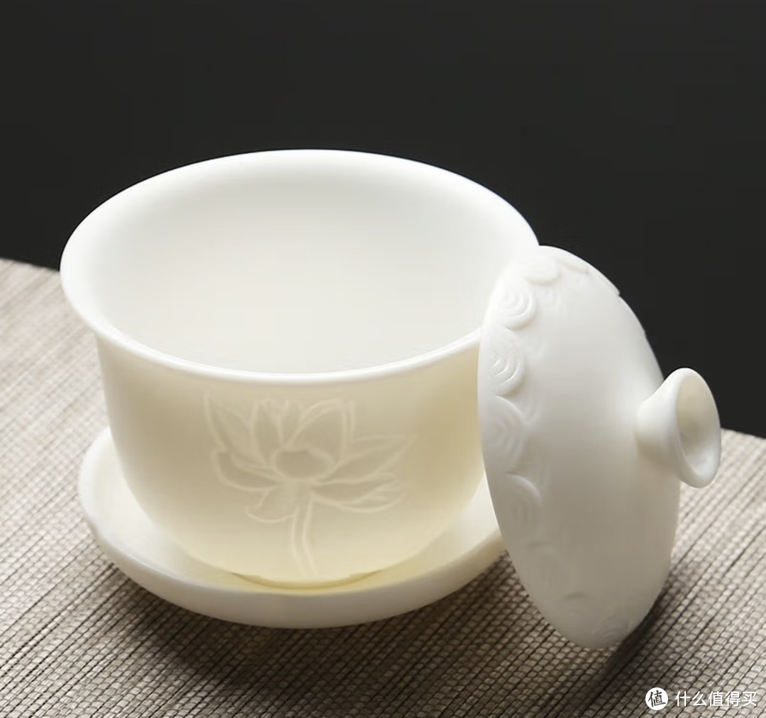 传统工艺与现代设计的完美结合——苏氏陶瓷（SUSHI CERAMICS）中国白瓷茶具礼盒装可以买！