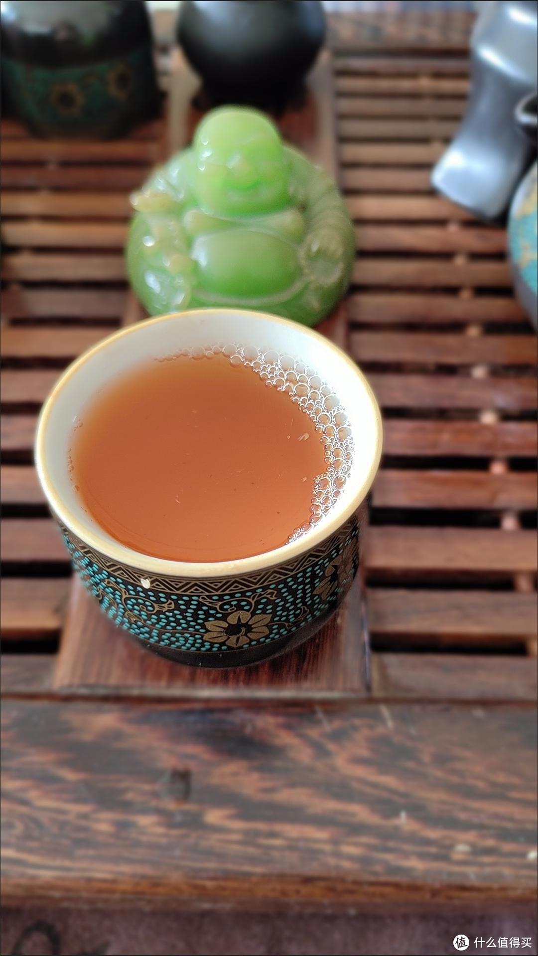 红茶选购攻略：如何挑选口感浓郁的好茶？附5款可以无脑入的红茶