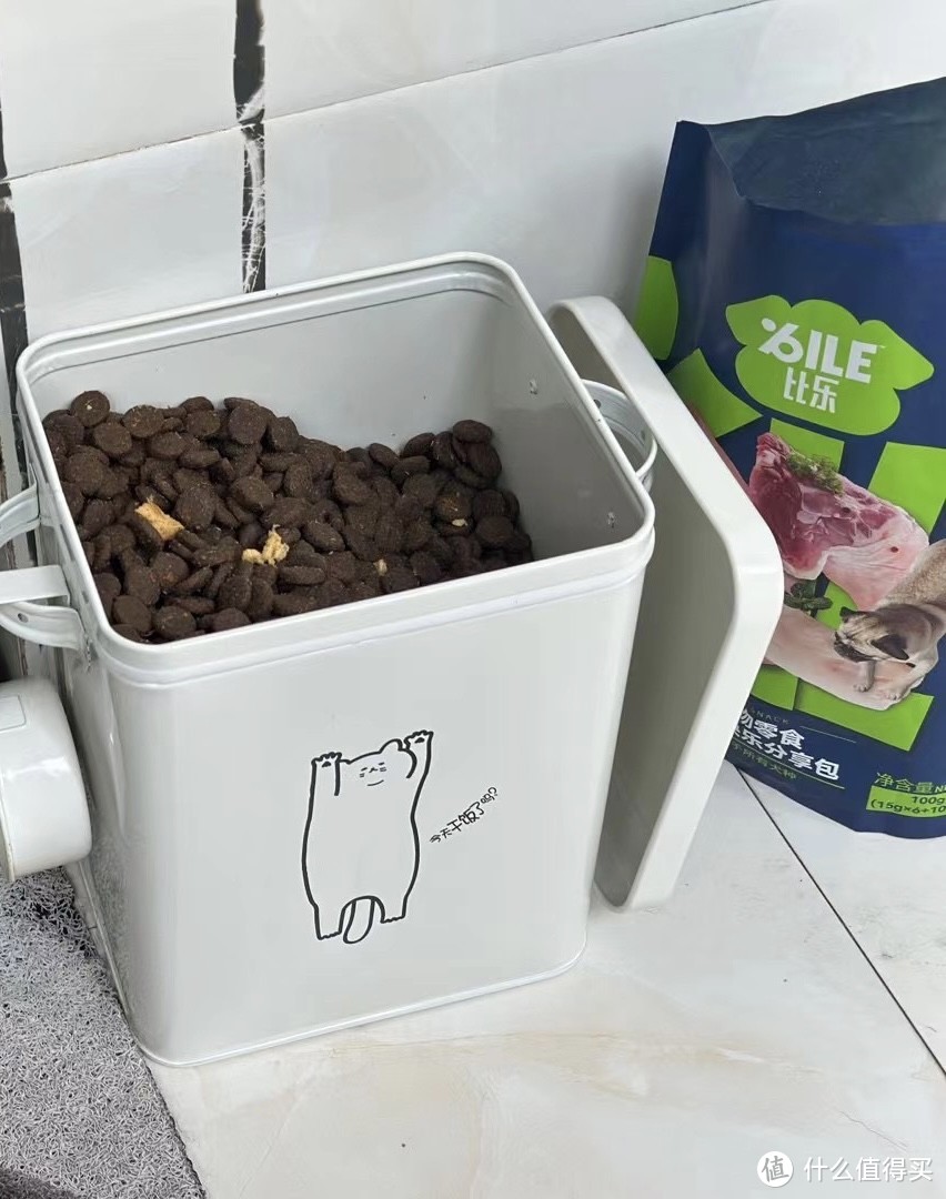 宠物猫狗的福利！储粮桶送勺，轻松装猫粮猫砂