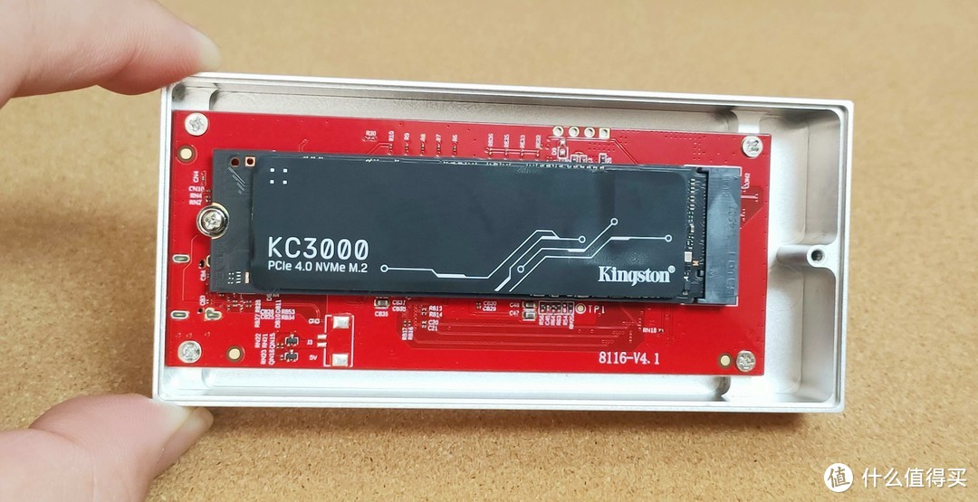 不要太相信测速软件！尤大师HP8-C3 USB4硬盘盒实测PCIe 4.0 NVMe M.2 SSD：金士顿KC3000 500GB测速分享