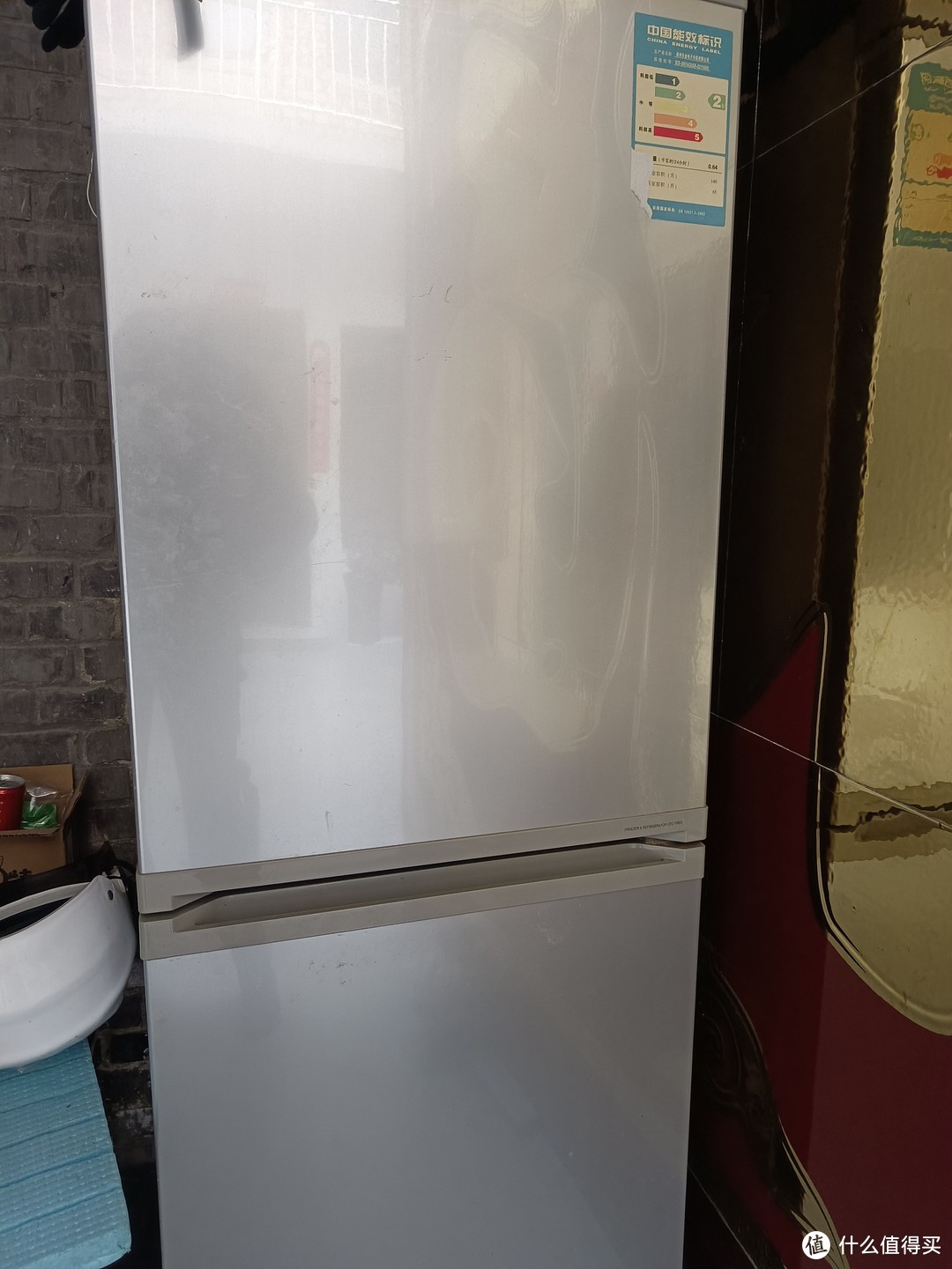 大件的家电的冰箱，当然是实惠又便宜，冰箱本身又大空间又多