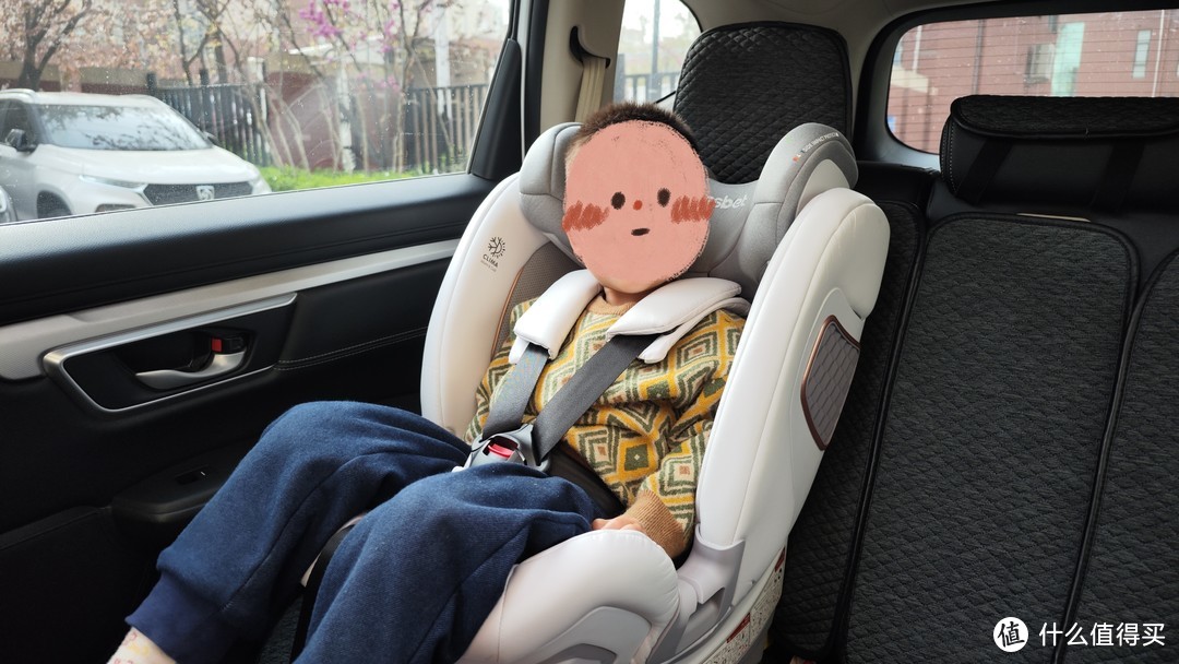 为什么给宝爸宝妈推荐全龄段I-size认证安全座椅？安全防护有保障还能更省钱！