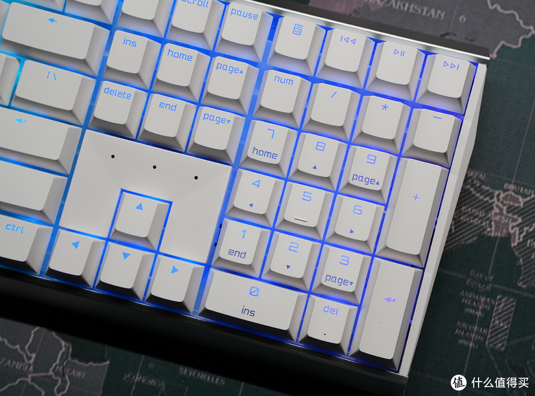 全球限量并不是唯一亮点 CHERRY MX3.0S Scout签名选手版开箱