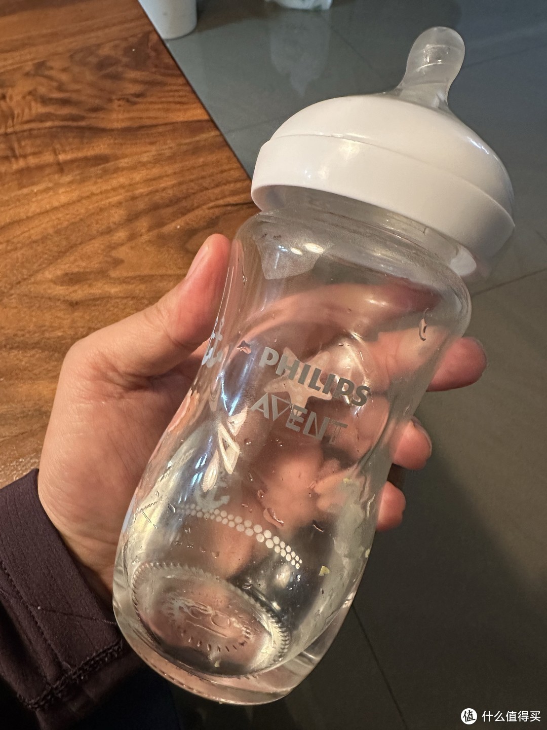 玻璃奶瓶和塑料奶瓶哪个好