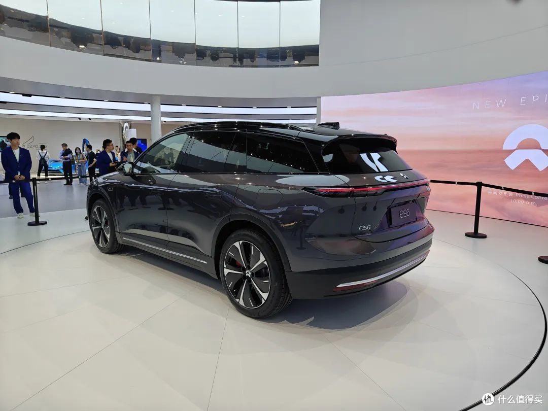 直击上海车展:老牌车企跟不上潮流,国产新能源车抢眼球.