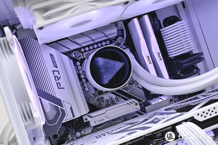 华擎 Z790 Pro RS+分形工艺 Define7+XPG 全家桶白色装机展示